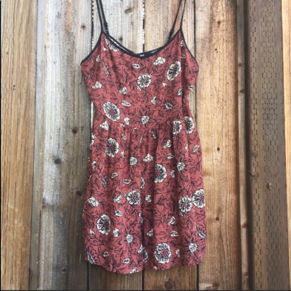 🍯 Floral Romper